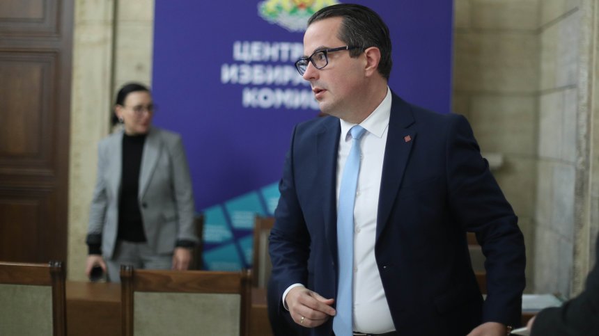 "Възраждане" в ЦИК: Отиваме на избори за победа и мнозинство в НС