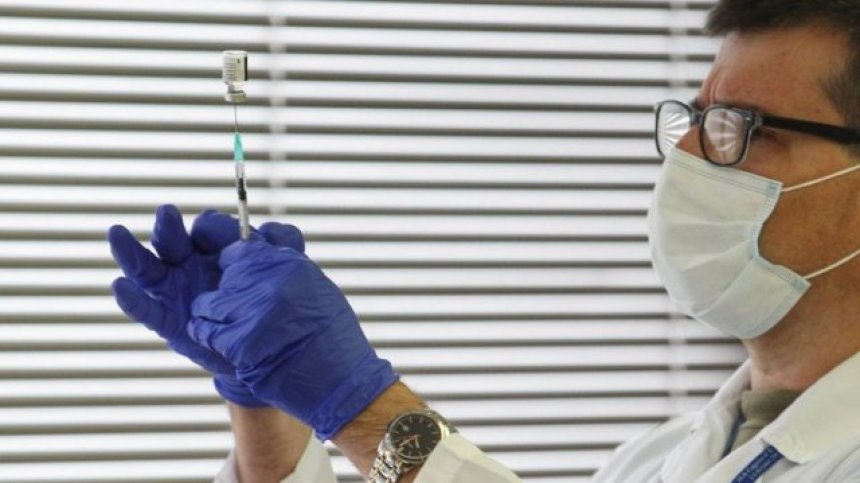 Великобритания получи "зелена светлина" за допълнителни ваксини преди зимата