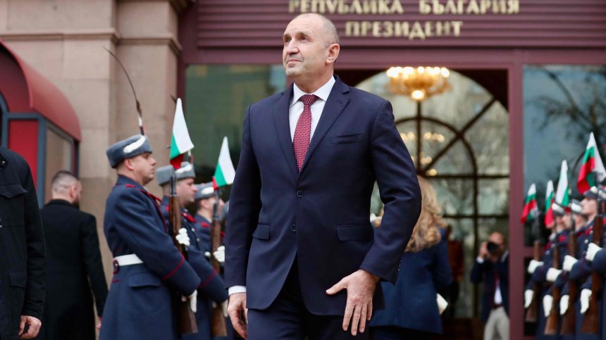 Политолози: Всичко работи в полза на Радев, реваншизмът е във фокуса на служебния кабинет