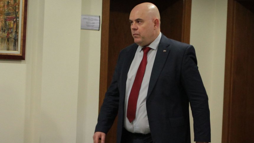 Гласуват повторно Гешев за главен прокурор (обновена)