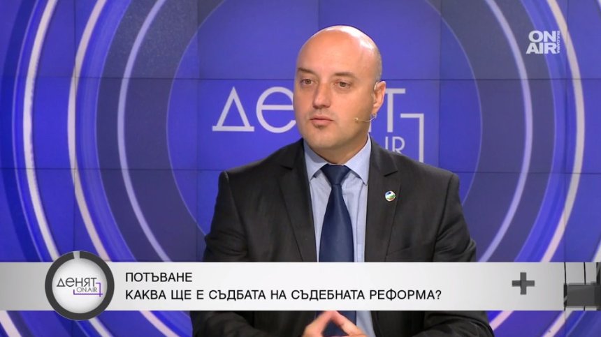 Славов, ДБ: Против разговори с "Газпром" сме, трябва да претендираме за обезщетения
