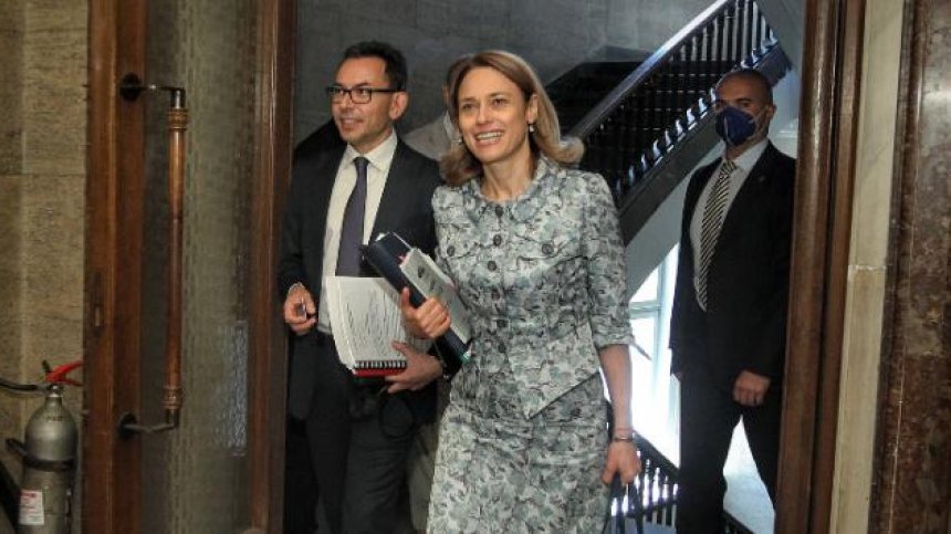 Ива Митева: НСО трябва да спре да охранява главния прокурор