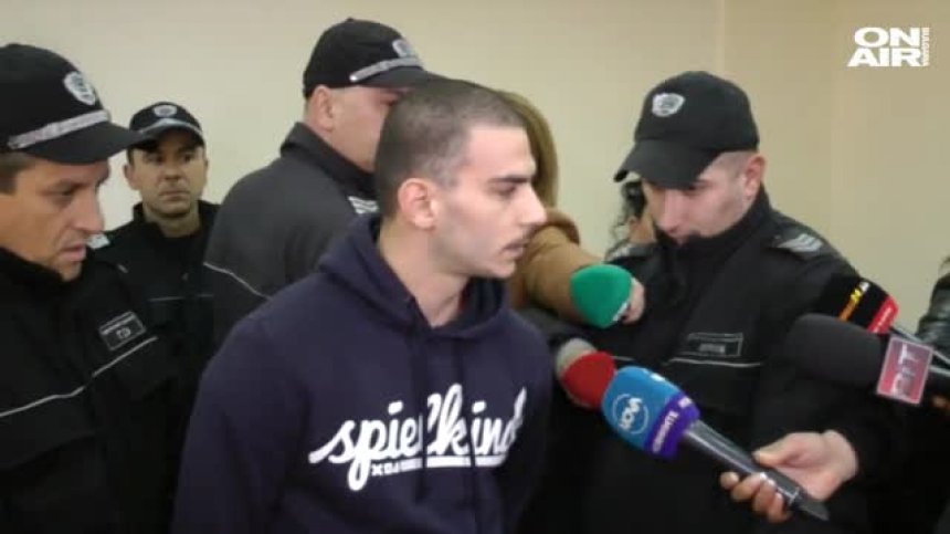 4 години и 3 месеца затвор за бияча на лекари в "Бургасмед"