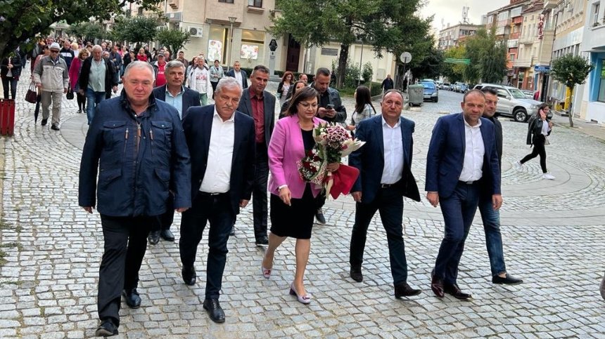 Нинова в Гоце Делчев: Решенията за България трябва да се взимат в България