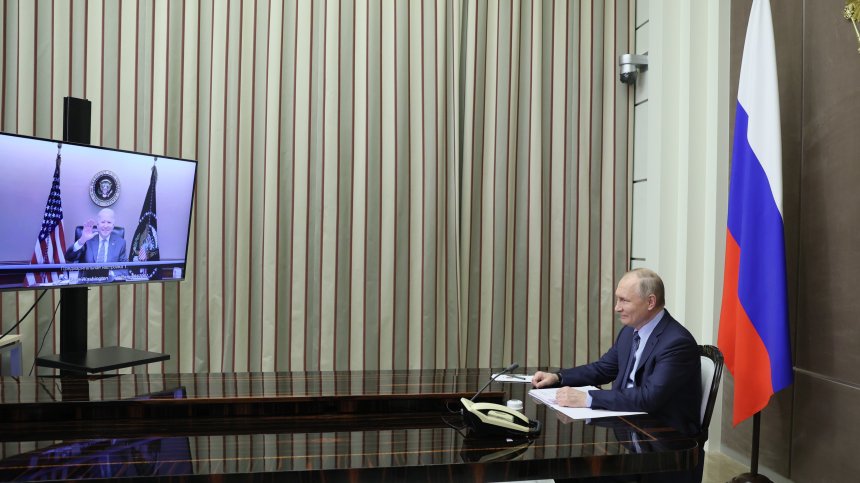 Война или мир в Европа: Залогът между САЩ и Русия е много по-голям от Украйна