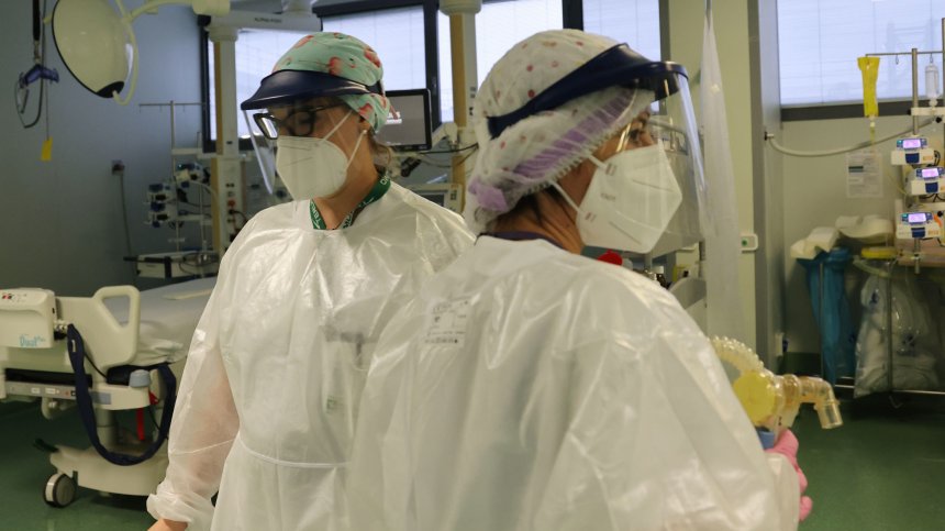 Светило обясни за ваксините и каза кой не трябва да се ваксинира