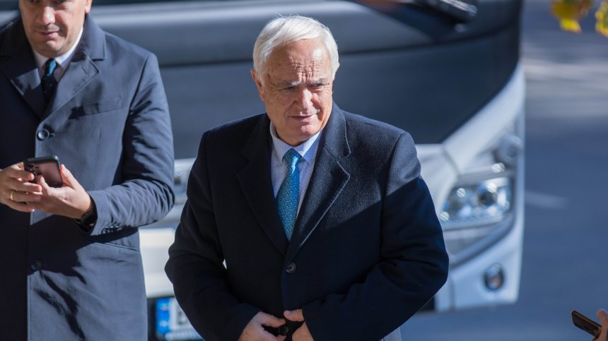 Атанас Запрянов отрече пожарът край Костинброд да е тръгнал от полигон "Сливница"