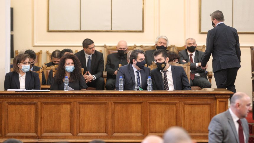 Коалицията единодушна само за помощите за семействата с деца и пенсионерите