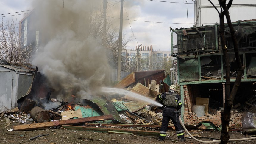 Четирима души загинаха при руски обстрел в Донецк