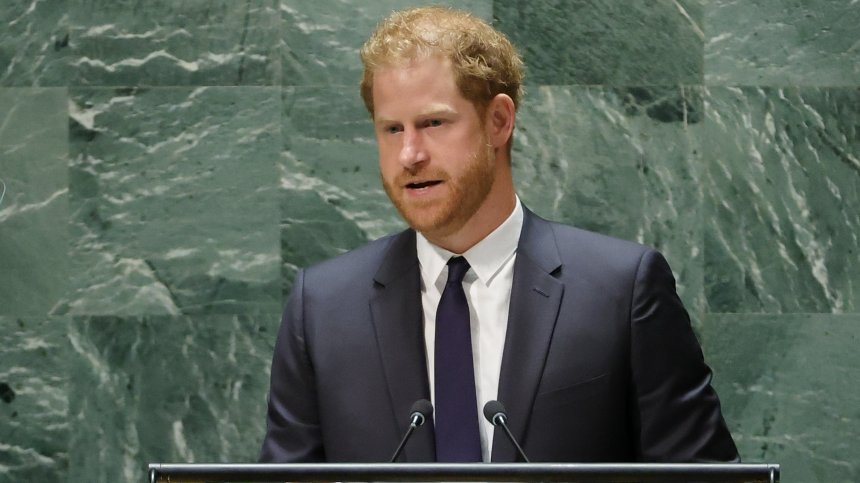 Принц Хари нападна Уилям и Кейт в мемоарите си, крал Чарлз не е представен зле