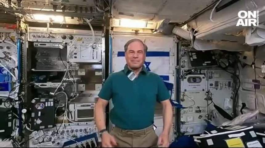 17 дни в Космоса: Туристите на МКС се завърнаха успешно на Земята