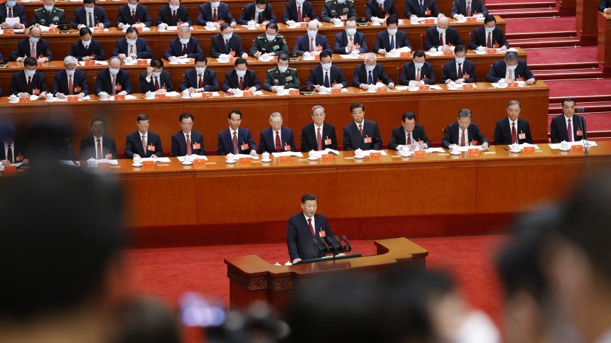 Си Дзинпин: Няма да се откажем от използването на сила, когато става въпрос за Тайван