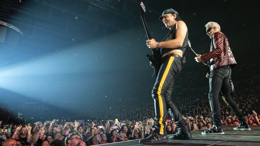 Scorpions промени текста на Wind of change, махна Москва и възпя Украйна