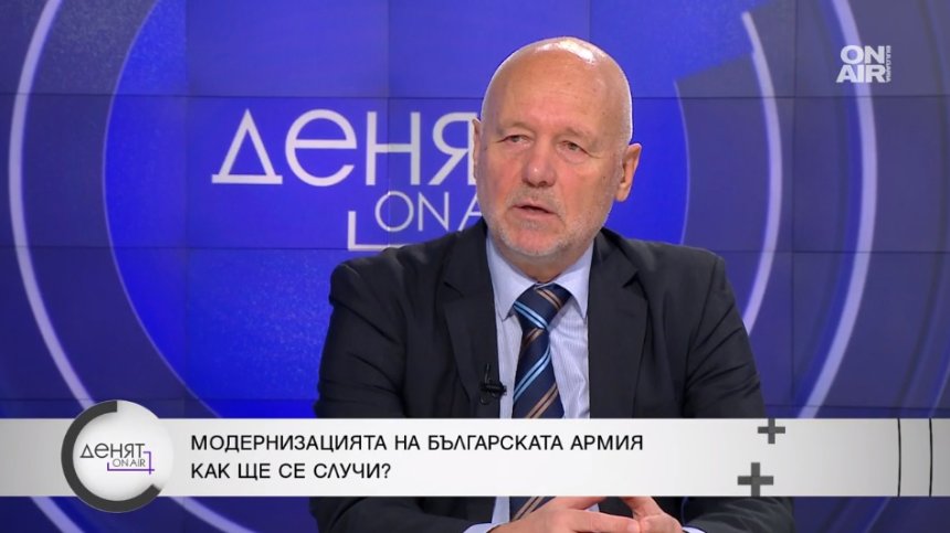 Тагарев: Предложението на Нидерландия е добро, на сила никой нищо няма да ни даде