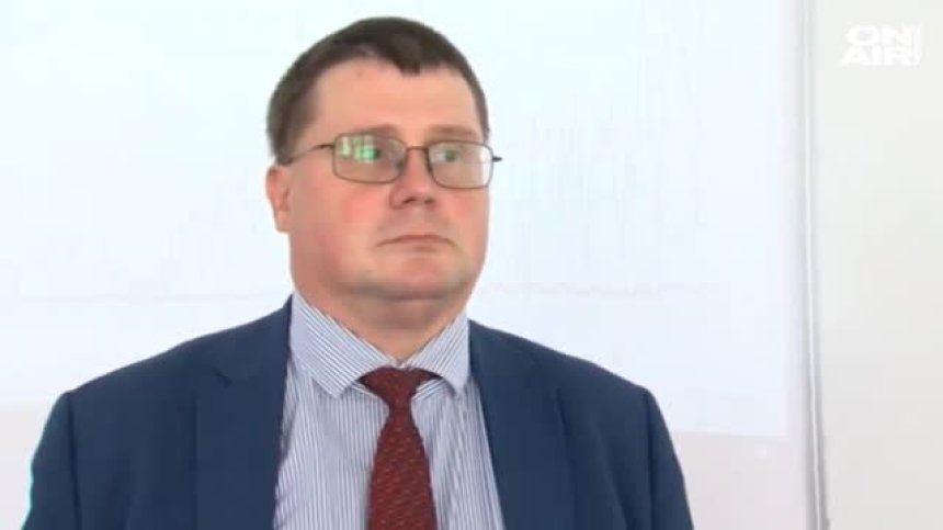 Наш професор: Идва вълна от по 1200 заразени на ден в следващите 90 дни