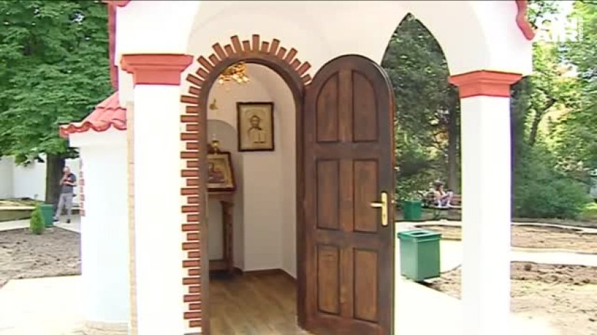 Варненската болница "Св. Анна" от днес има и параклис