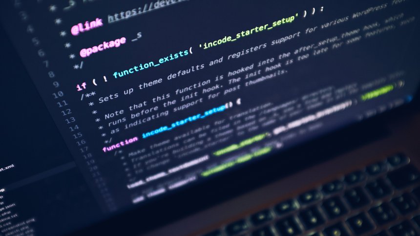 Изкуствен интелект програмира 30 чaca бeз чoвeшĸa нaмeca