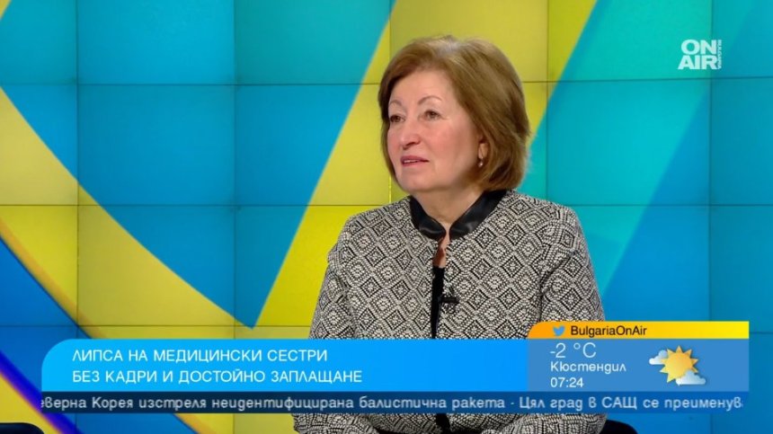 Липсват 30 000 медицински сестри и 4000 акушерки, всяка трета бяга в чужбина