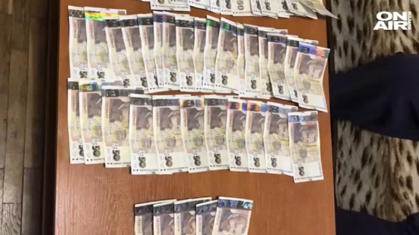 Разбиха печатница за фалшиви пари във Варна в квартирата на 21-годишен
