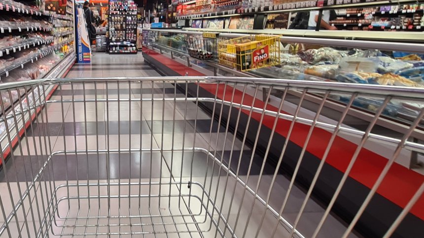 С двойни опаковки търговци крият изтекъл срок на годност на продуктите