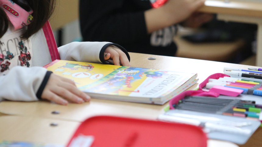 Кацаров каза кога учениците могат да се върнат в клас