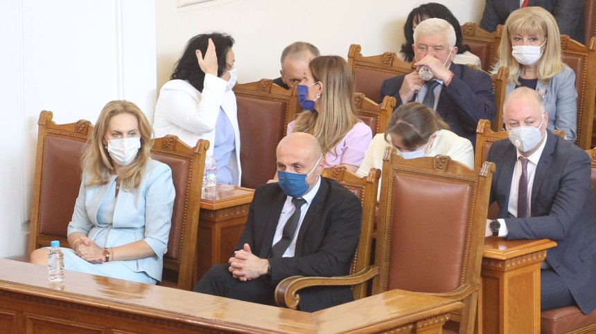 Дончев: Демокрацията не е диктатура, ще има промени