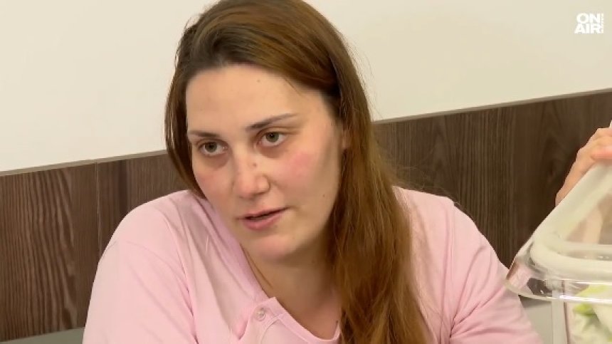 Какво е усещането да родиш в първите минути на новата година (ВИДЕО)