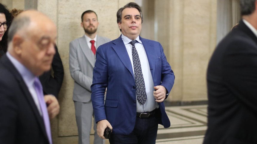 Асен Василев: Борисов не е в положение да поставя условия