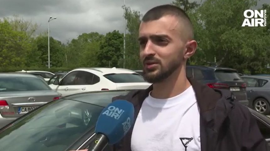 "Да дарим усмивка": Младежи помагат на зрелостници, които нямат възможности, да посрещнат бала
