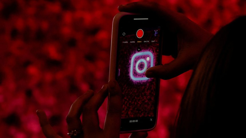 Instagram се срина в почти цял свят