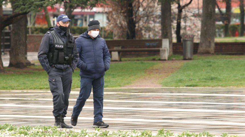 Мярката 60/40 ще е в полза на работодателя, държавата плаща и осигуровките 