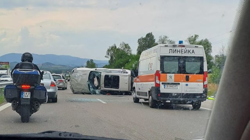 Поредна катастрофа с пострадали на магистрала "Тракия"