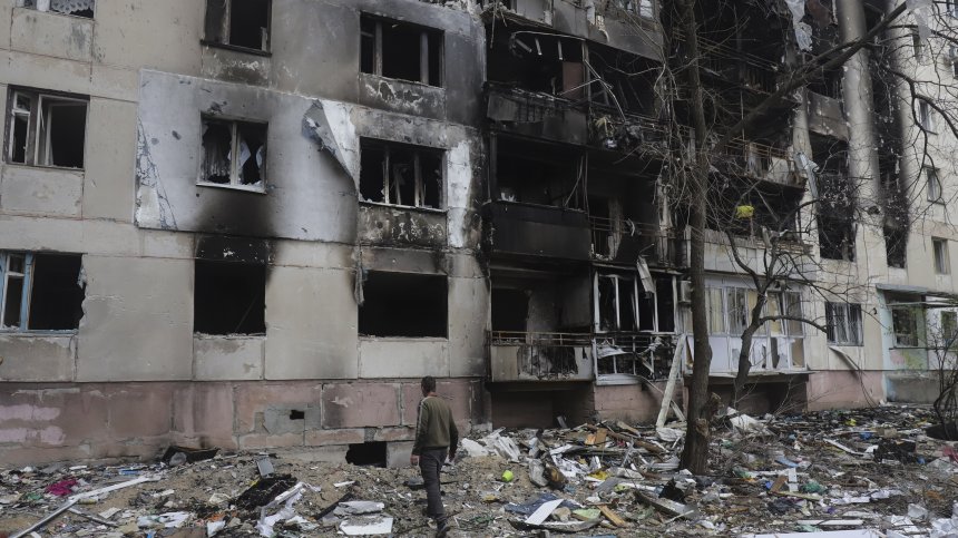 Руските войски достигнаха до една от последните крепости на украинците в Луганск