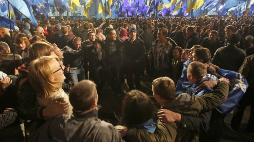 Партията на Янукович с убедителна победа в Украйна