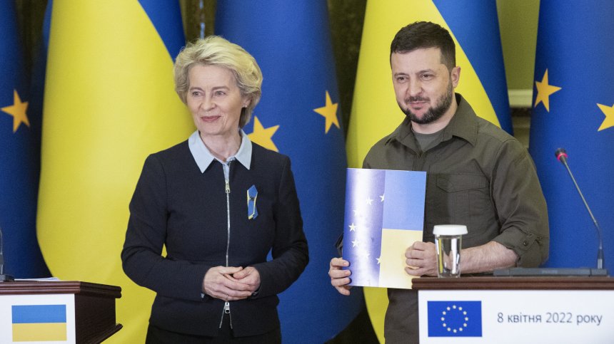 ЕК препоръча старт на преговорите за членство в ЕС на Украйна и Молдова
