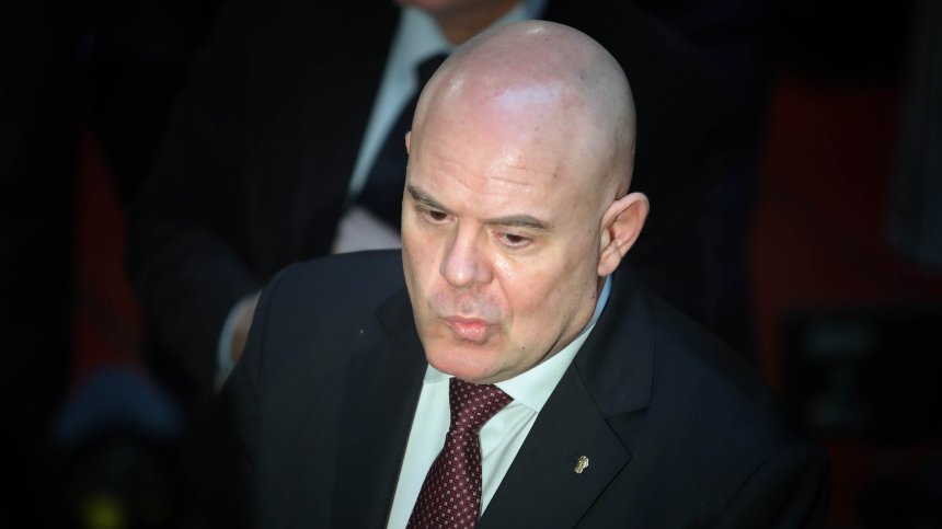 Иван Гешев: Отстраниха ме, но Шенген остава далеч. Защо?