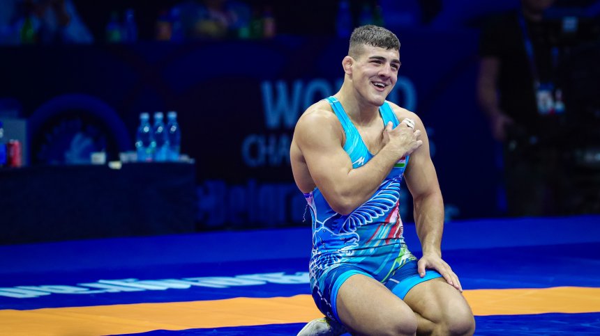 Семьон&nbsp;Новиков спечели олимпийска квота и бронз на Световното по борба