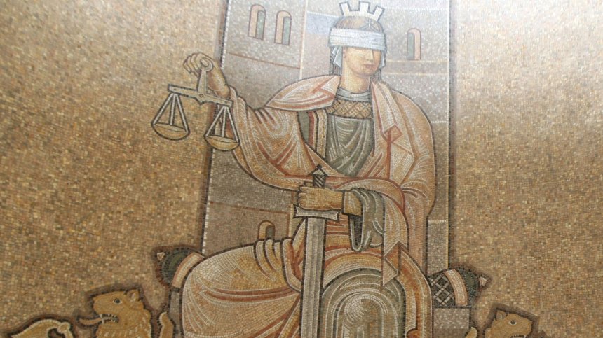 Оставиха в ареста мъжете, задигнали близо половин милион лева в Плевен