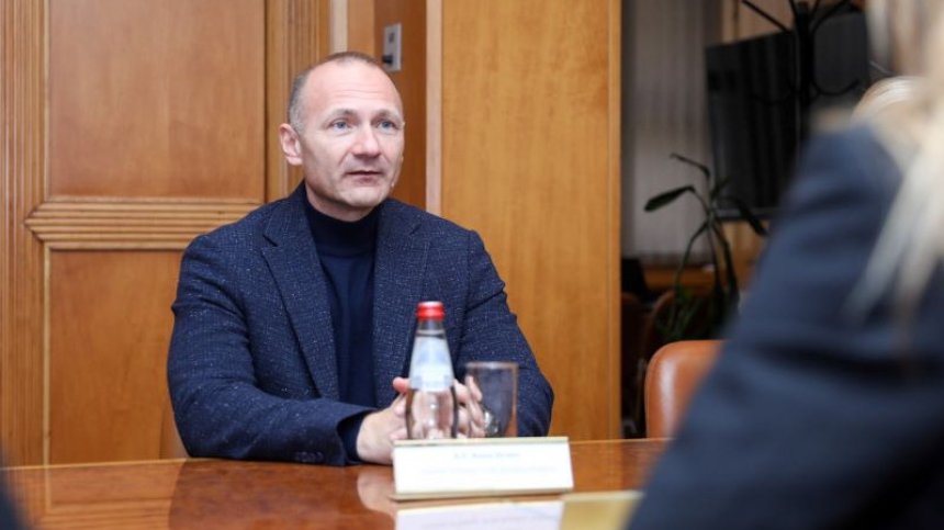 Сръбските държавни ТЕЦ-ове ще купуват български въглища от "Мини Марица-изток"