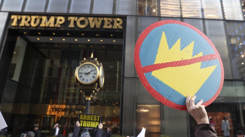 Сръбският прокурор, разследващ Trump Tower в Белград, е бил следен с шпионски софтуер