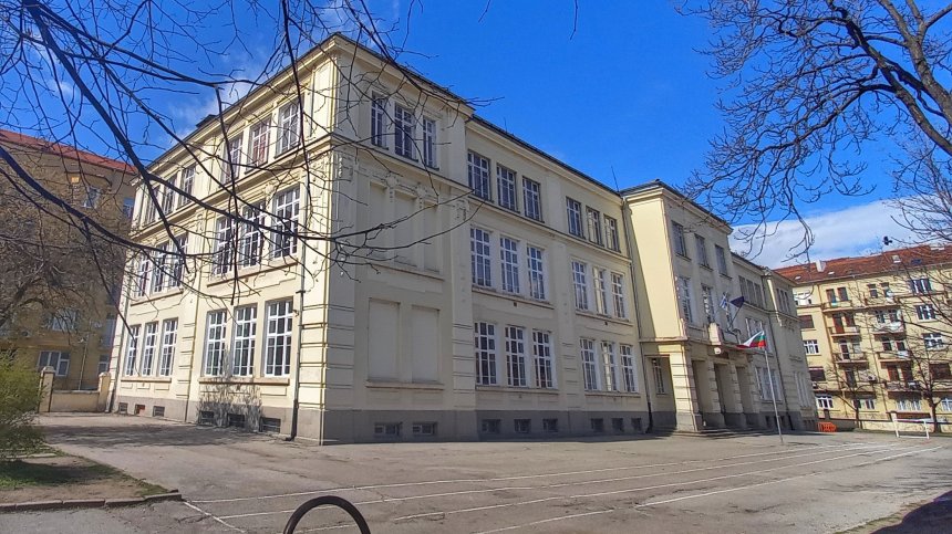 МОН обяви първото класиране за прием след седми клас