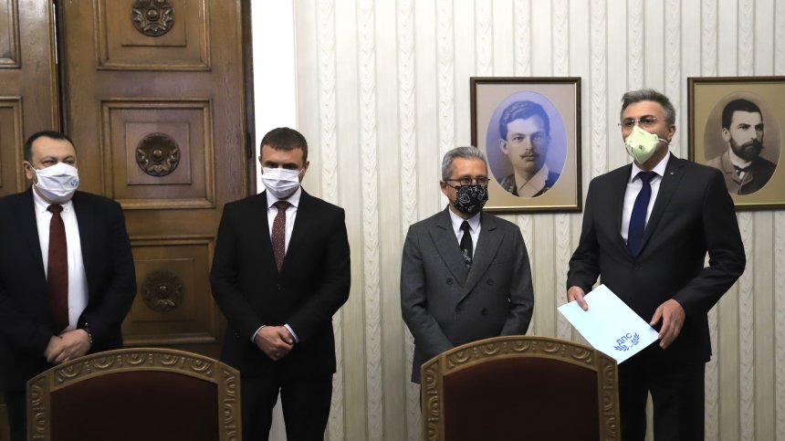 От ДПС са категорични: Няма да подкрепим правителство на ГЕРБ-СДС