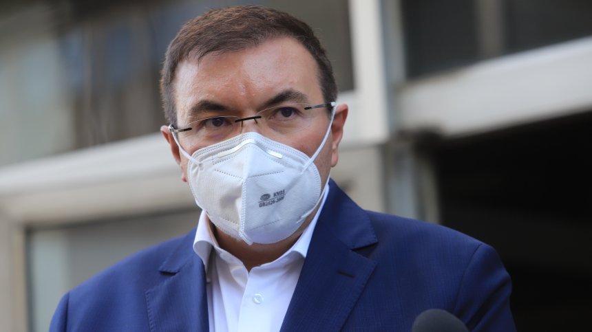 МЗ: Карантината е еднаква, правилата са за всички българи