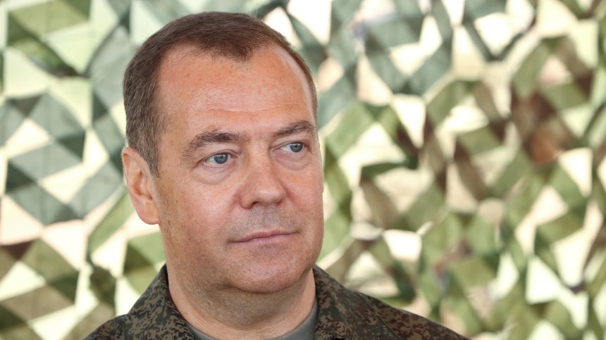 Медведев: Русия може да анексира региони от Грузия