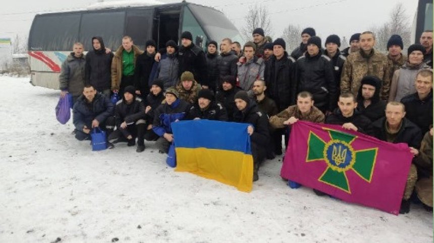 От началото на войната Русия е върнала на Украйна 1762 военнопленници, някои са директно в болница