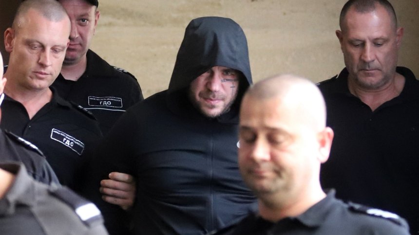 Два дни преди адската катастрофа Семерджиев откраднал гориво от бензиностанция
