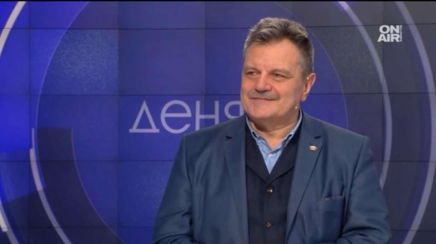 Д-р Александър&nbsp;Симидчиев: Опитват да "сготвят" Васил Терзиев