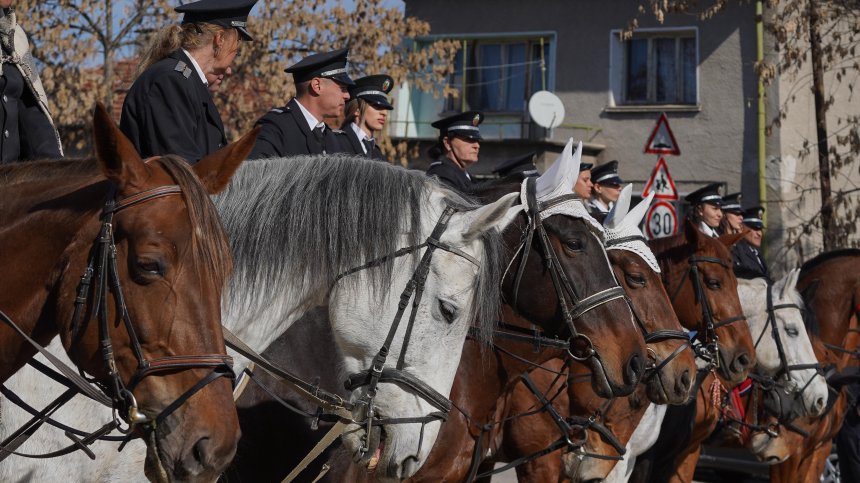 СДВР отбеляза Тодоровден с традиционни кушии (СНИМКИ)