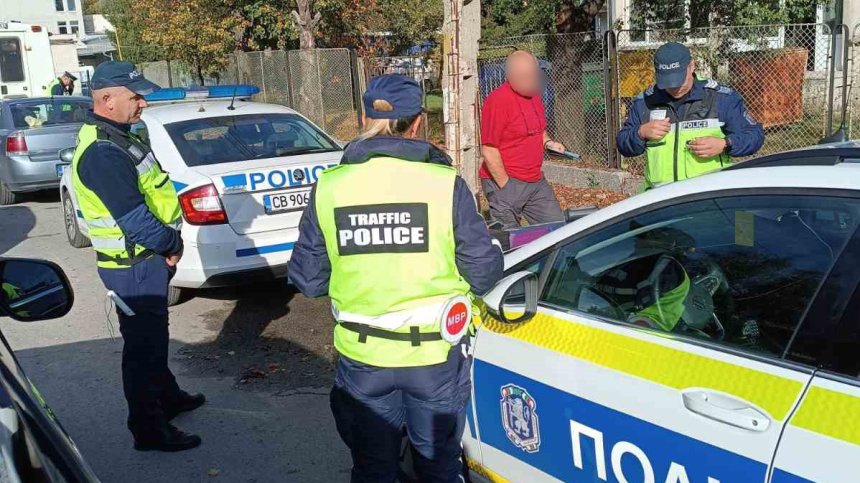 Задържаха 14 души в Софийска област за различни престъпления