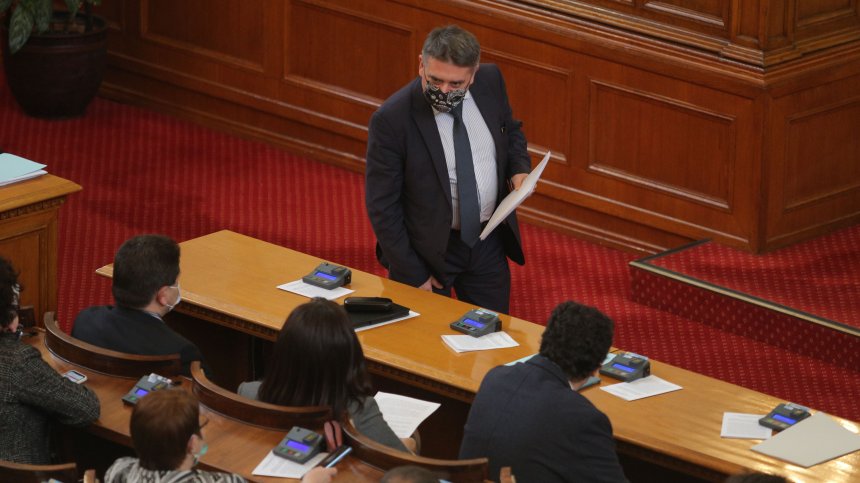 ГЕРБ ще предложи замразяване на депутатските заплати
